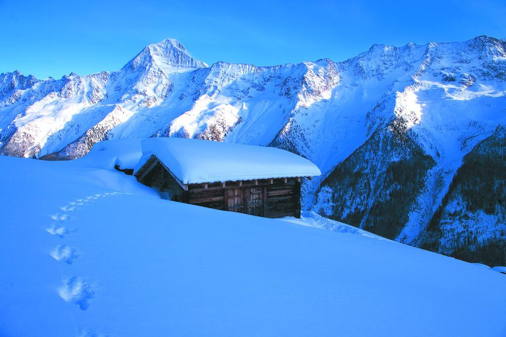 Alpenhotel Zur Wildi Lauchernalp Wiler Dış mekan fotoğraf