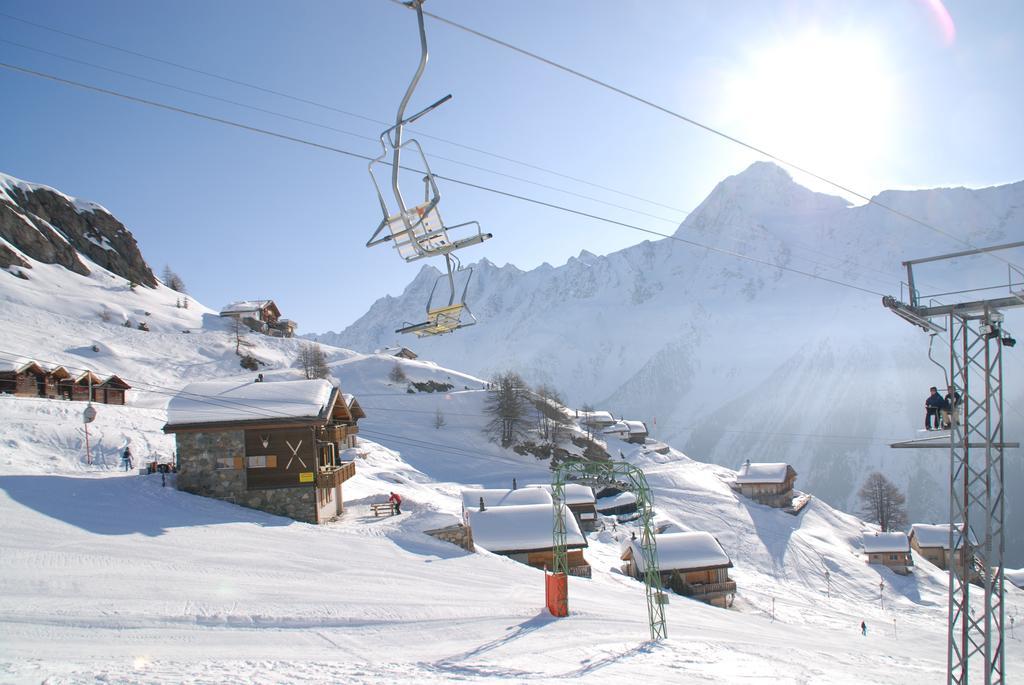 Alpenhotel Zur Wildi Lauchernalp Wiler Dış mekan fotoğraf