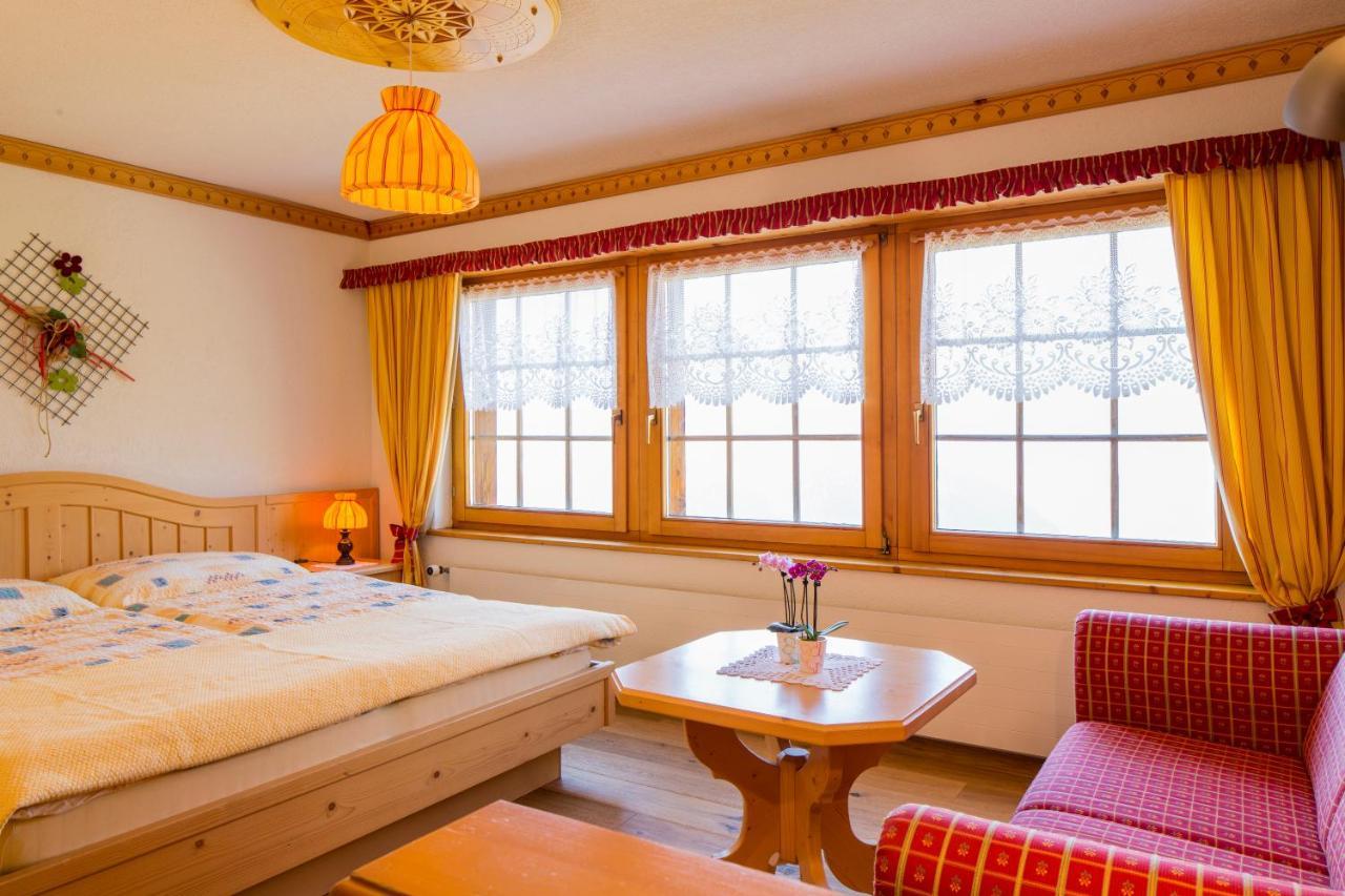 Alpenhotel Zur Wildi Lauchernalp Wiler Dış mekan fotoğraf
