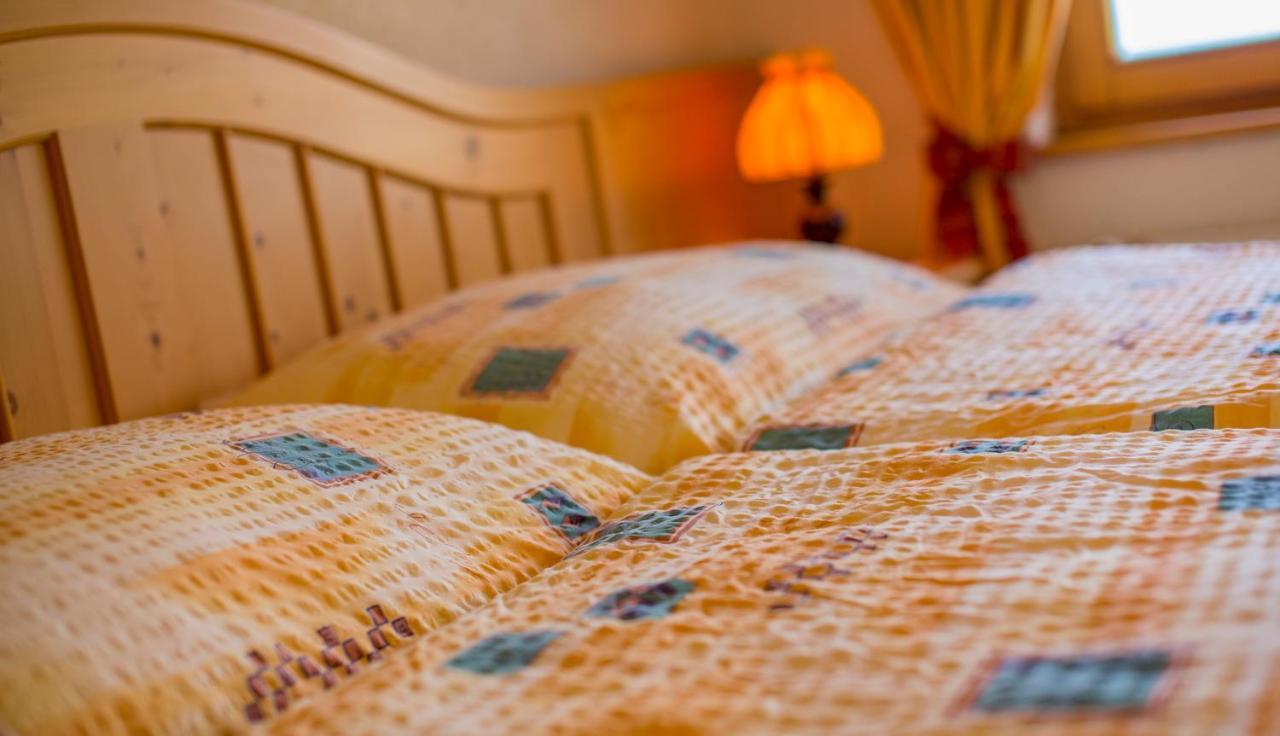 Alpenhotel Zur Wildi Lauchernalp Wiler Dış mekan fotoğraf